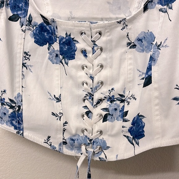 Corset Blue Floral Top - Picture 2 of 2